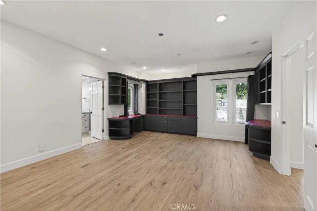 1377 Pathfinder Avenue, Westlake Village, CA 91362