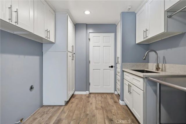 1377 Pathfinder Avenue, Westlake Village, CA 91362