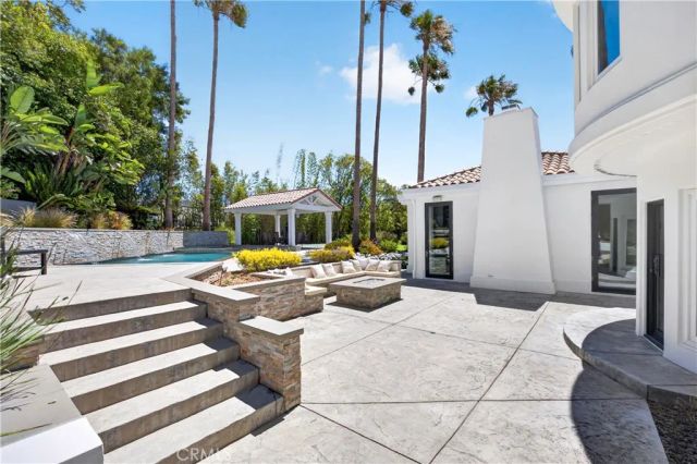 1377 Pathfinder Avenue, Westlake Village, CA 91362
