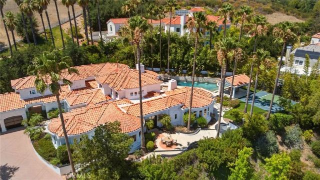 1377 Pathfinder Avenue, Westlake Village, CA 91362