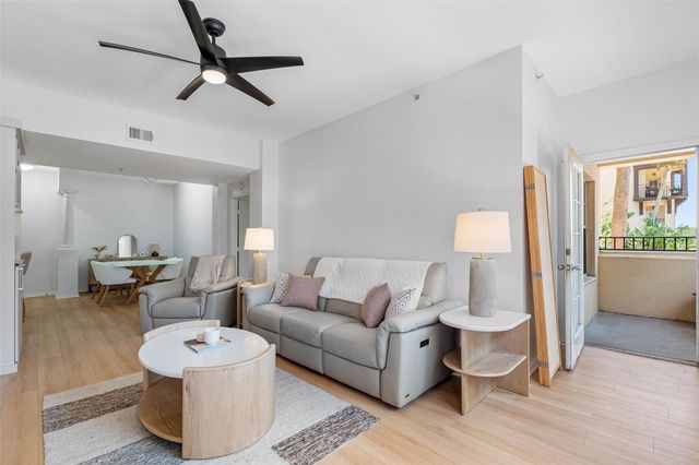 200 4TH AVENUE S 110, St Petersburg, FL 33701
