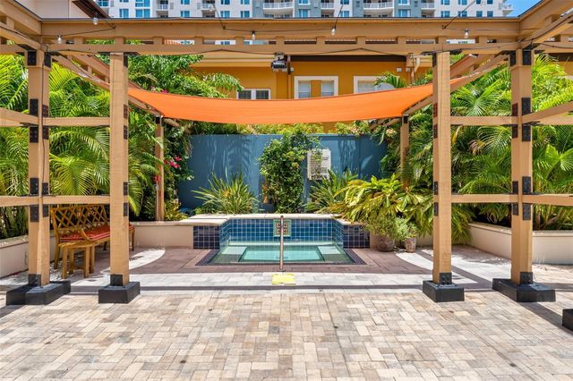 200 4TH AVENUE S 110, St Petersburg, FL 33701