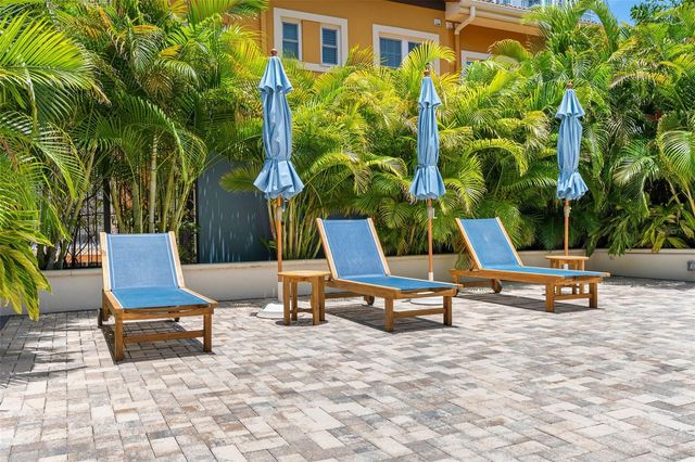 200 4TH AVENUE S 110, St Petersburg, FL 33701
