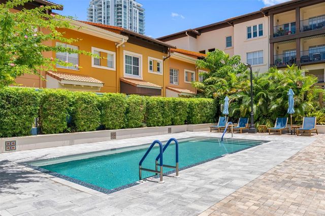 200 4TH AVENUE S 110, St Petersburg, FL 33701