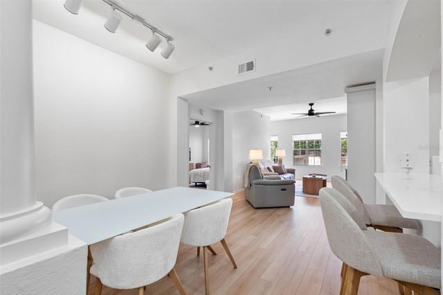 200 4TH AVENUE S 110, St Petersburg, FL 33701