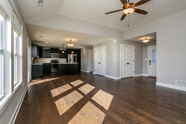 3508 YELLOWWOOD DR, Columbia, MO 65202