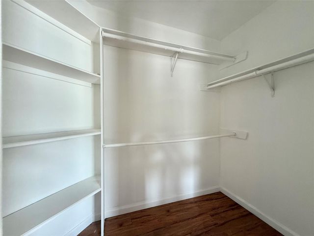 7200 W T C Jester Boulevard 3902, North Houston, TX 77088