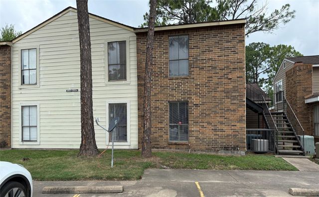 7200 W T C Jester Boulevard 3902, North Houston, TX 77088
