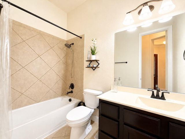 7742 Candlelight Park Lane, Spring, TX 77379