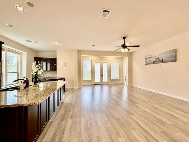 7742 Candlelight Park Lane, Spring, TX 77379