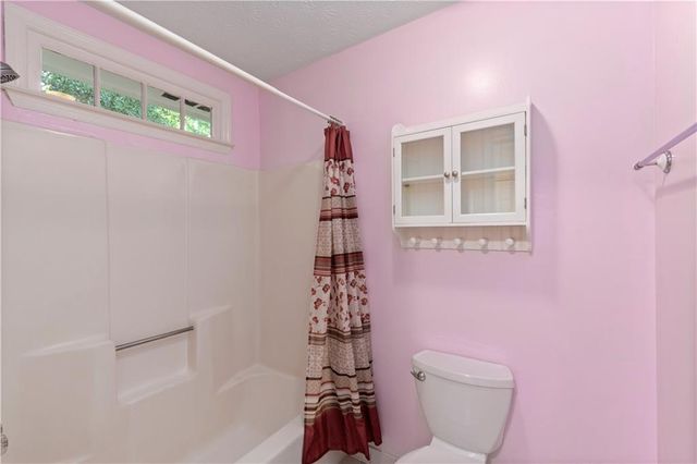 1172 Dogwood Forest NE Drive, Marietta, GA 30068