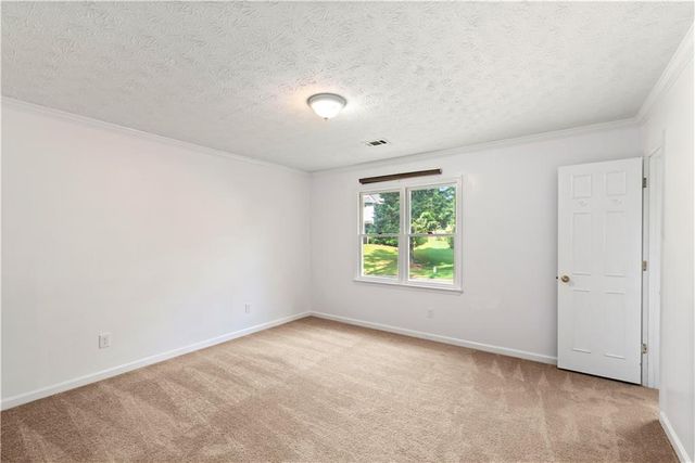 1172 Dogwood Forest NE Drive, Marietta, GA 30068