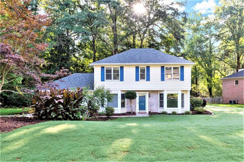 1172 Dogwood Forest NE Drive, Marietta, GA 30068