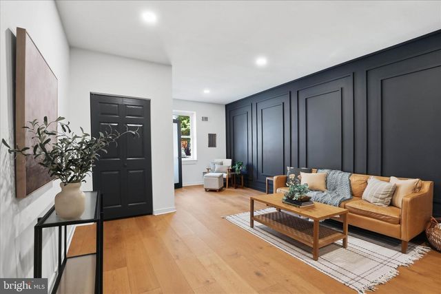 16 E WALNUT ST, Lancaster, PA 17602