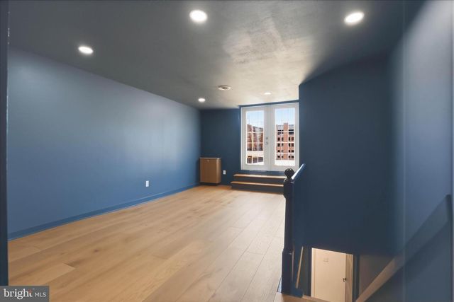 16 E WALNUT ST, Lancaster, PA 17602