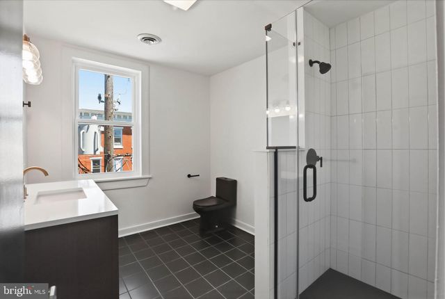 16 E WALNUT ST, Lancaster, PA 17602