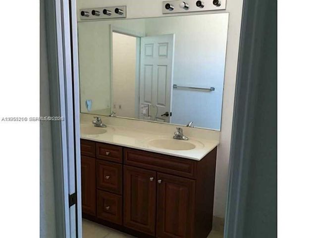 15389 SW 90th Ter, Miami, FL 33196