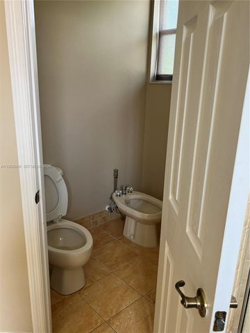 15389 SW 90th Ter, Miami, FL 33196