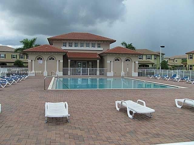 15389 SW 90th Ter, Miami, FL 33196