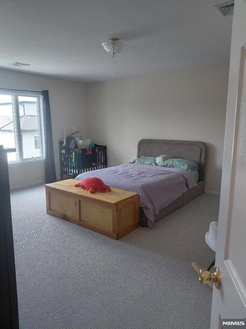 701 Grove Avenue, Cliffside Park, NJ 07010