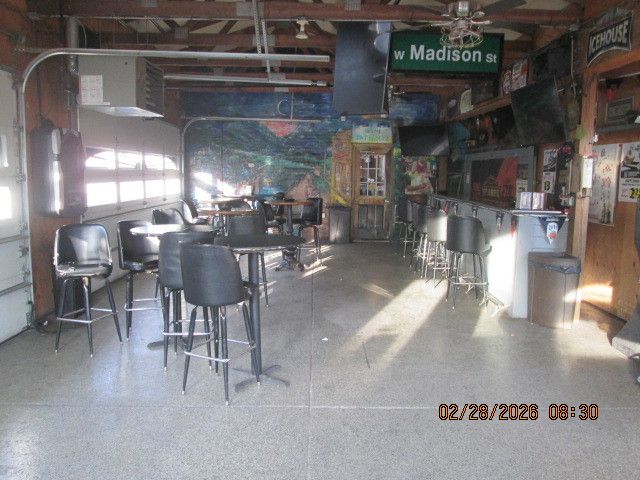 5437 S Center Avenue, Summit, IL 60501