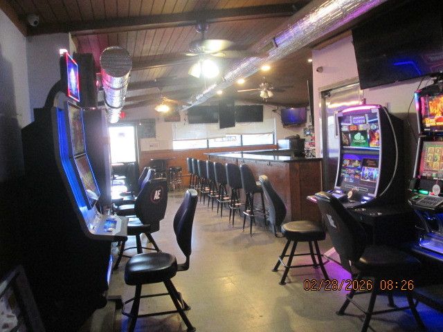 5437 S Center Avenue, Summit, IL 60501