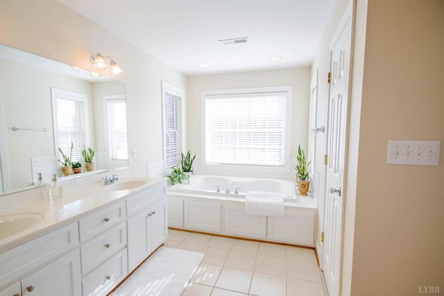 607 Susannah Place, Lynchburg, VA 24502