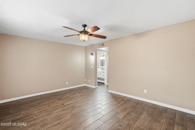 301 N Paseo De Los Conquistadores, Green Valley, AZ 85614