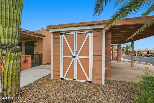 301 N Paseo De Los Conquistadores, Green Valley, AZ 85614