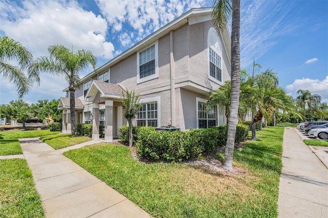 341 KENSINGTON LAKE CIRCLE, Brandon, FL 33511