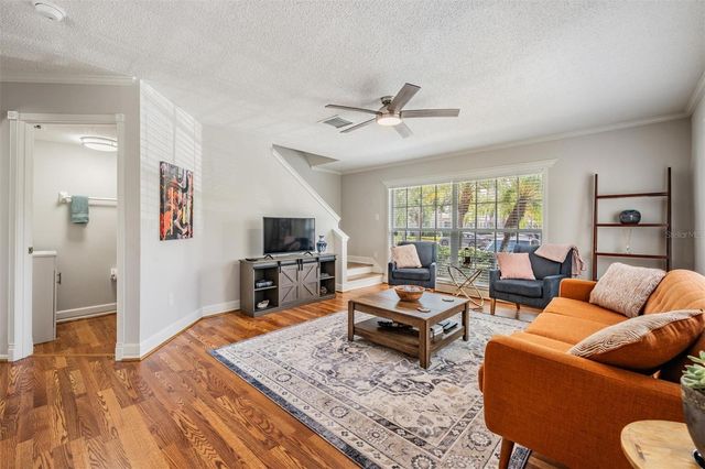 341 KENSINGTON LAKE CIRCLE, Brandon, FL 33511