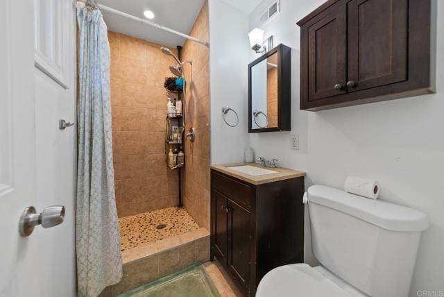 565 June Way, El Cajon, CA 92021