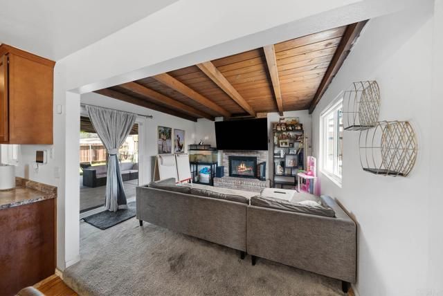 565 June Way, El Cajon, CA 92021