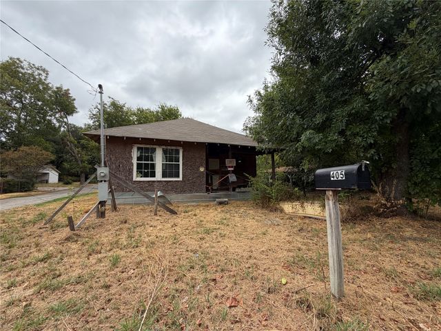 405 Charter Street, Whitesboro, TX 76273