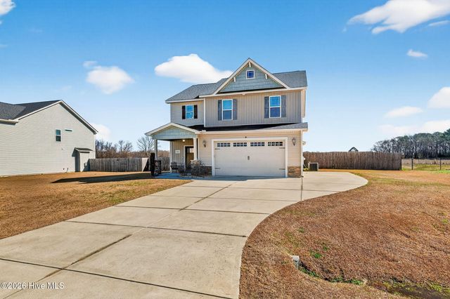 423 Planters Ridge Drive, Pikeville, NC 27863