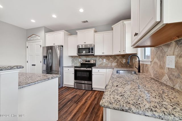 423 Planters Ridge Drive, Pikeville, NC 27863