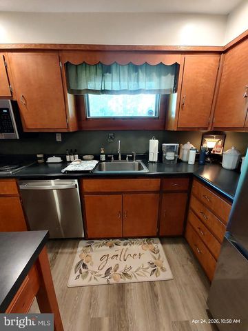 2813 SUMMIT, Baltimore, MD 21234