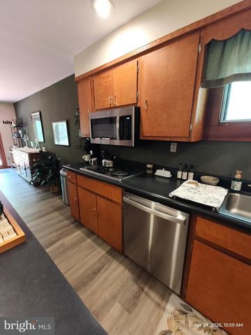 2813 SUMMIT, Baltimore, MD 21234