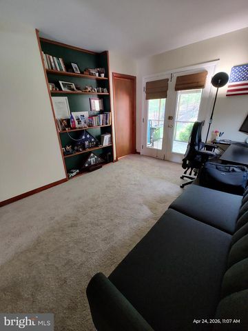 2813 SUMMIT, Baltimore, MD 21234