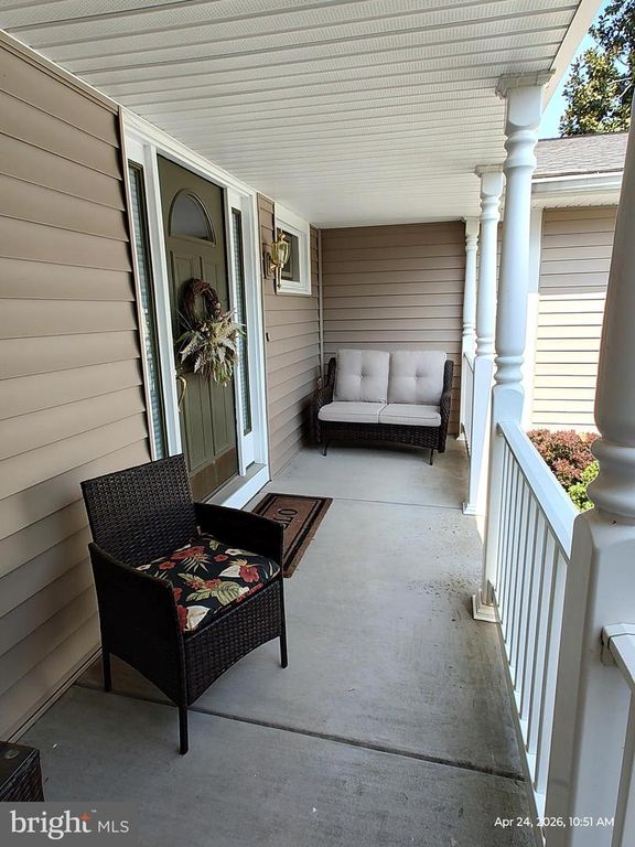 Image 5 of property listing at 2813 SUMMIT, Baltimore, MD 21234