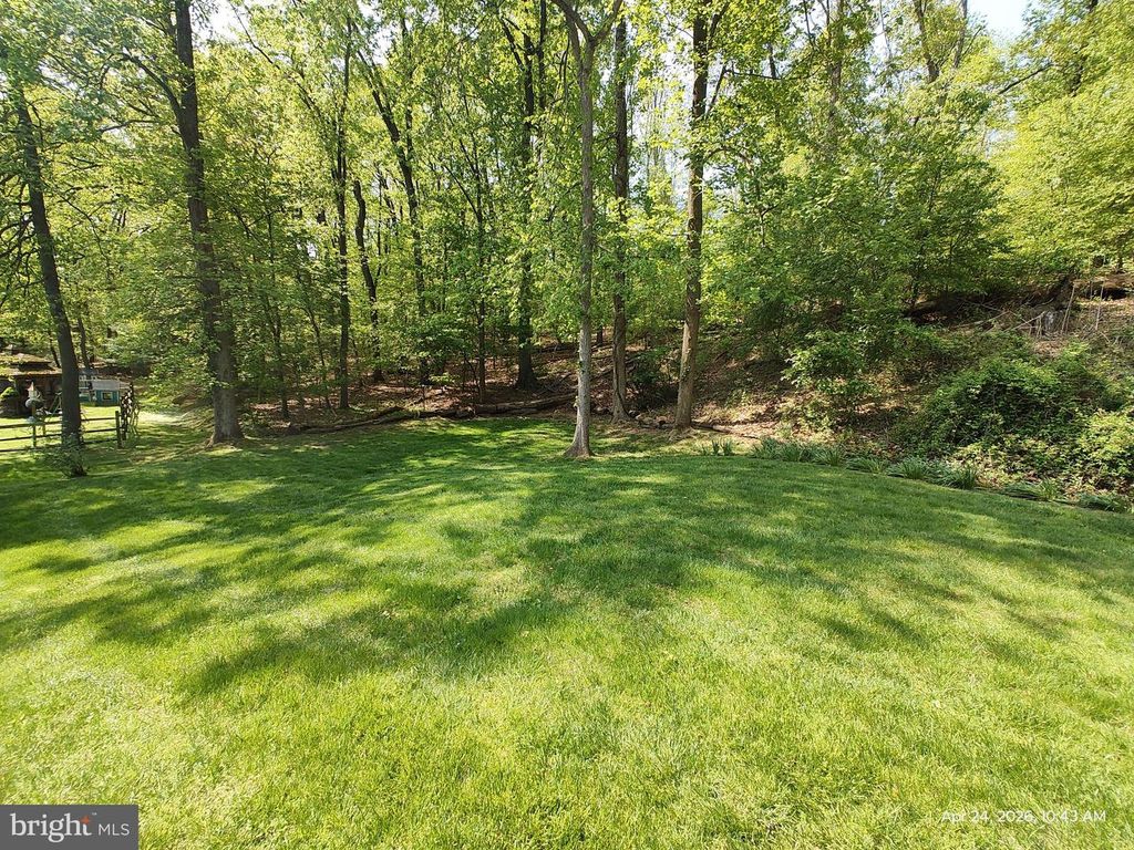 Image 54 of property listing at 2813 SUMMIT, Baltimore, MD 21234