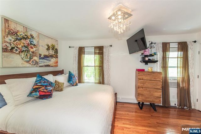 119 Sherwood Avenue, Mahwah, NJ 07430