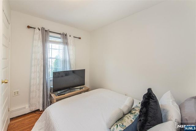 119 Sherwood Avenue, Mahwah, NJ 07430