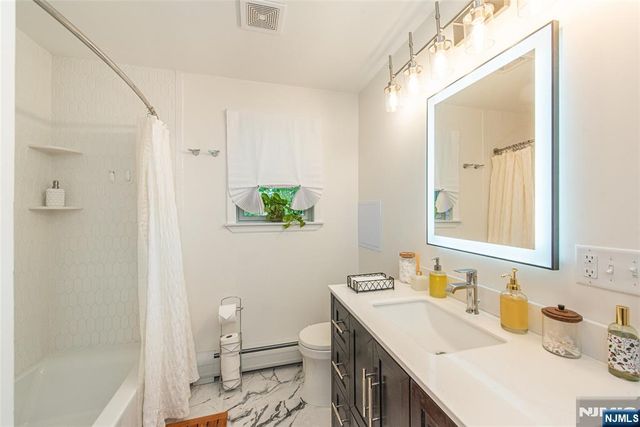 119 Sherwood Avenue, Mahwah, NJ 07430