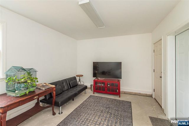 119 Sherwood Avenue, Mahwah, NJ 07430