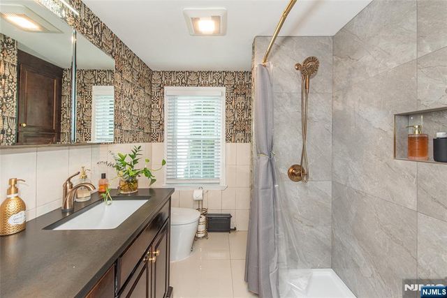 119 Sherwood Avenue, Mahwah, NJ 07430