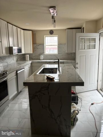 6414 CHELWYNDE AVE, Philadelphia, PA 19142