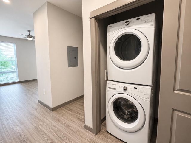 1111 N Durham Drive 501, Houston, TX 77008