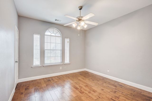 6107 Lakecrest Drive, Sachse, TX 75048