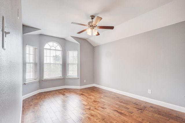 6107 Lakecrest Drive, Sachse, TX 75048